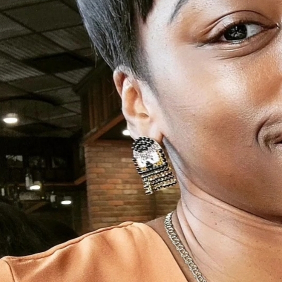 Like Pac-Mac Rhinestone Earrings - Picture 2 of 2